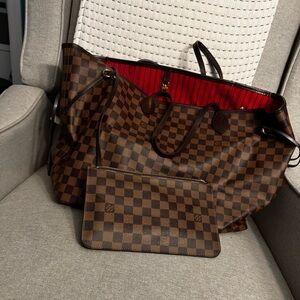 Louis Vuitton Neverfull MM